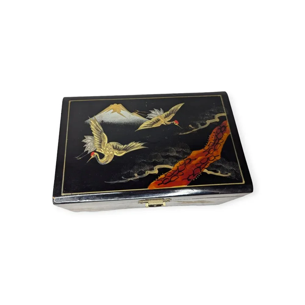 Vintage Betsons Original Japanese Hand Painted Wood Lacquered Lined Box w/Mirror